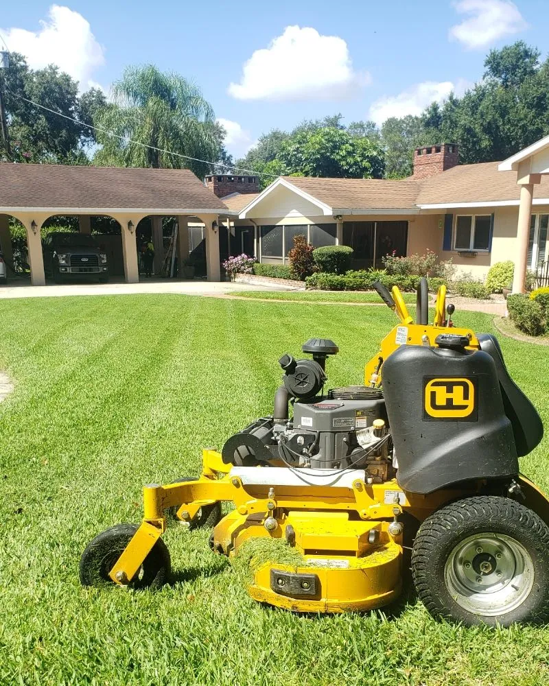 Custom lawn mowing service in Lake Hamilton, FL - OG Lawn Pros