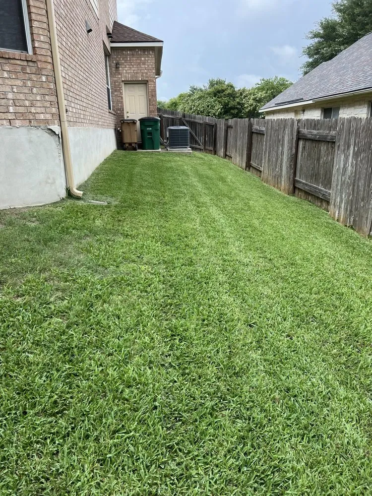 Affordable outdoor landscaping experts serving Austin, TX - Oh I Know A Guy