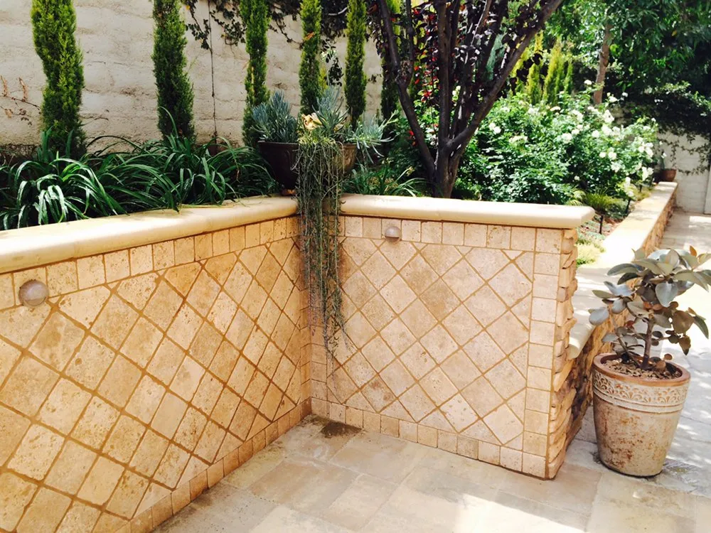 Local yard maintenance in Costa Mesa, CA by Ohana Art Environments