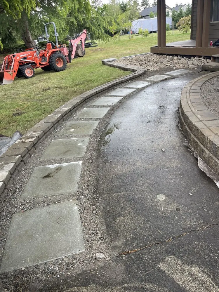 Custom lawn mowing service in Tacoma, WA - Ohana Landscaping & Tree Service