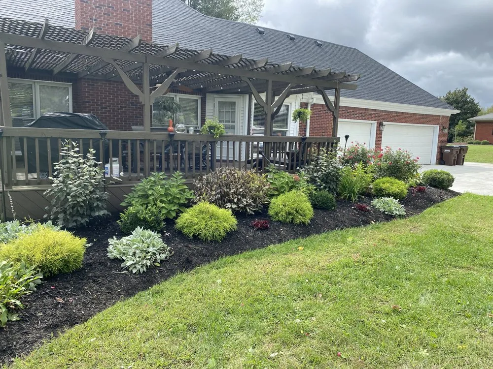Expert yard maintenance in Jeffersonville, IN - O’Hara Landscape