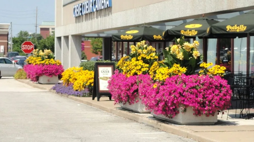 Expert garden landscaping in Saint Louis, MO - O'Hara Landscape/Lawn Care