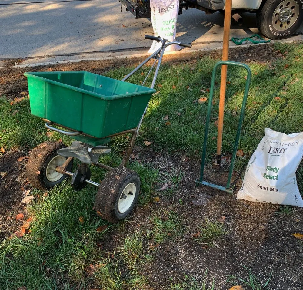 Top-rated yard cleanup service for year-round maintenance in Cleveland, OH by Ohio Areation Of Cleveland Inc