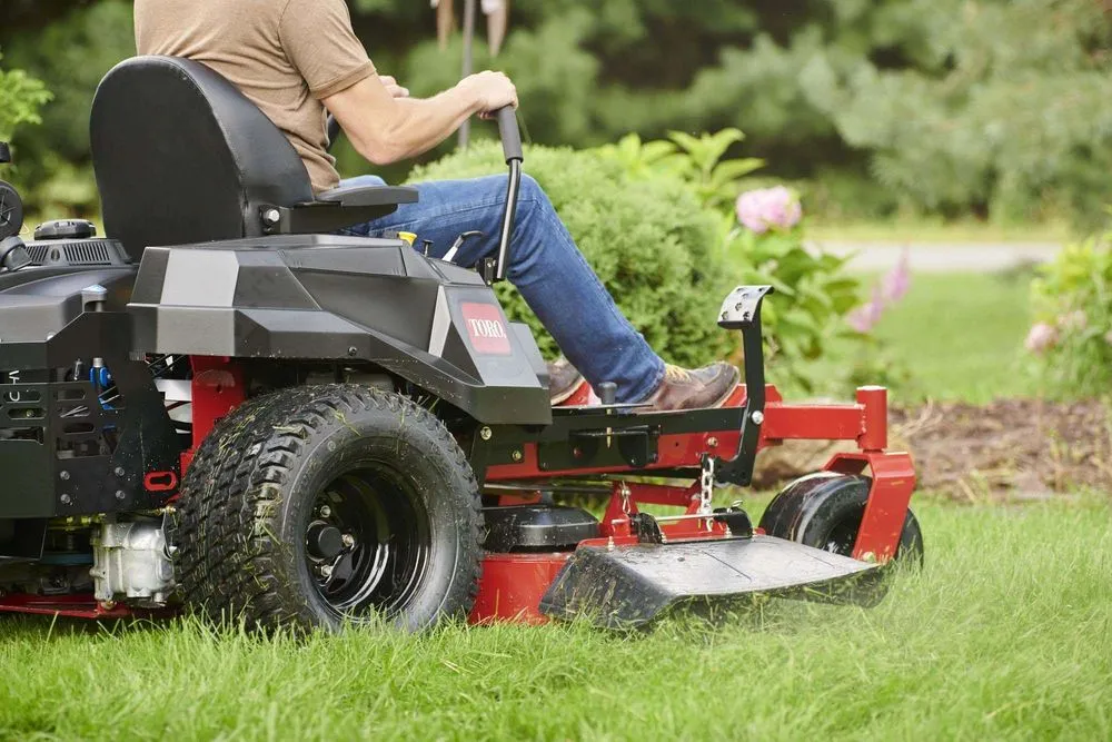 Affordable lawn mowing service for beautiful yards in Hubbard, OH by Ohio Outdoor Services