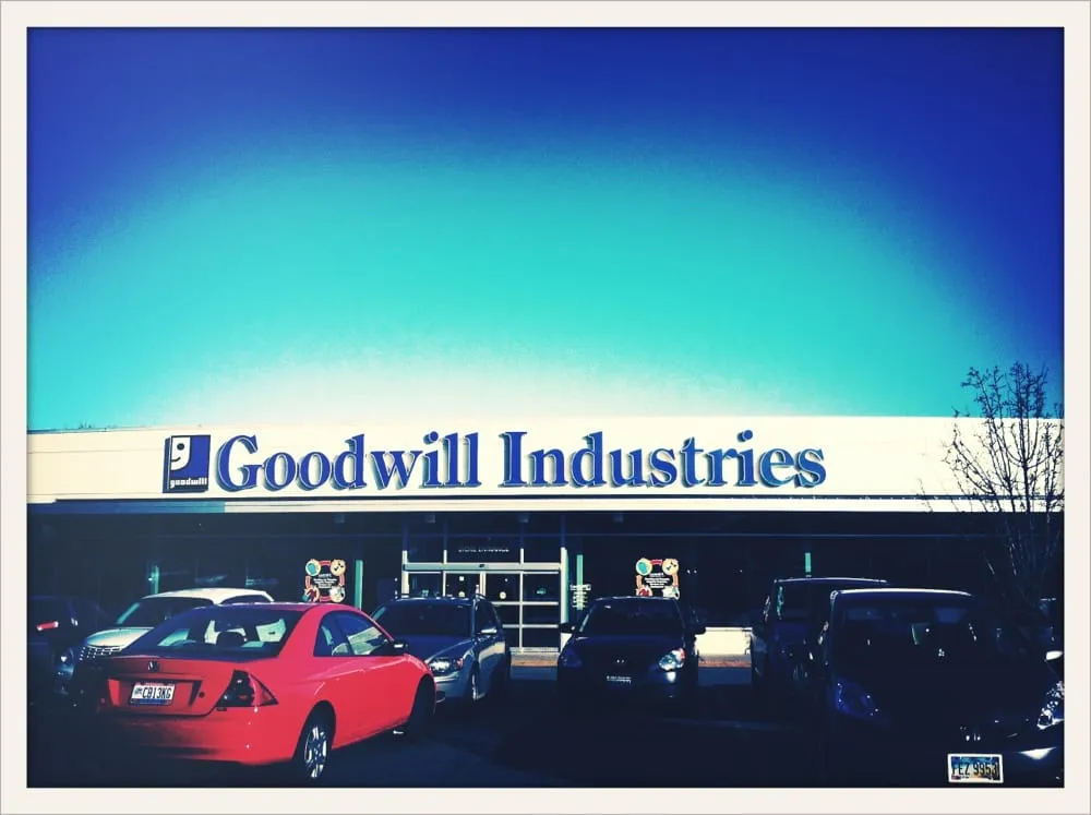 Professional yard cleanup service in Cincinnati, OH - Ohio Valley Goodwill - Industrial Services Division