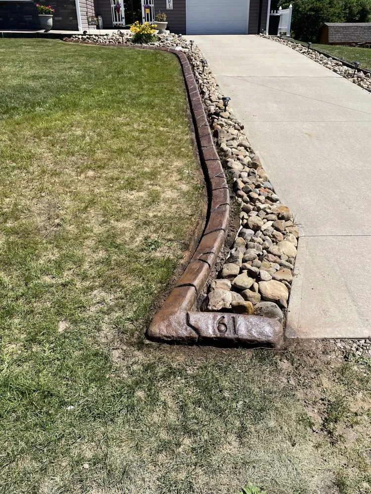 Expert outdoor landscaping in Wellsburg, WV - Ohio Valley Grass Monkey’s