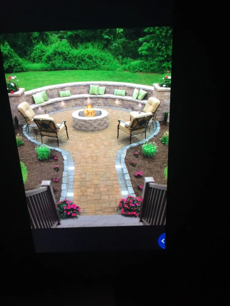 Local residential landscaping experts serving Cincinnati, OH - Ohioevergreen