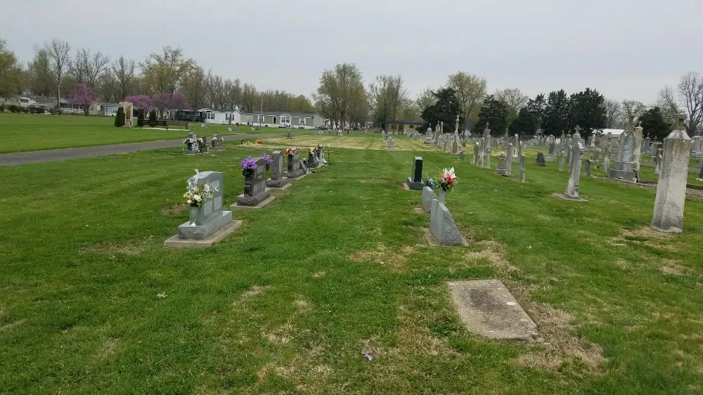 Custom landscape design experts serving Swansea, IL - Ohlendorf Lawn And Snow