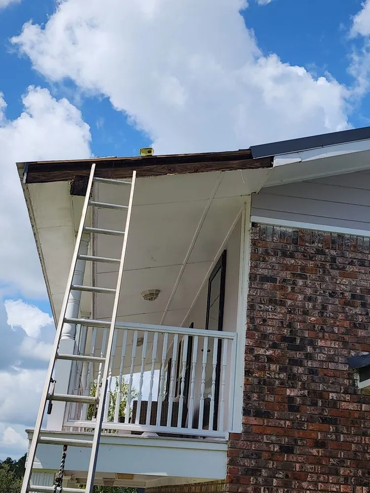 Top-rated lawn mowing service in Gulfport, MS - Ojeda Drywall and Maintenance