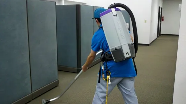 Professional garden landscaping in Metairie, LA by OJ's Janitorial & Sweeping Service