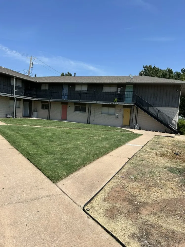 Trusted landscaping services in Moore, OK by Okie Pest Solutions