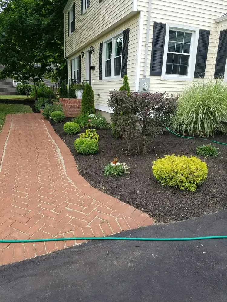 Local lawn mowing service in West Hartford, CT - Okie's Landscaping
