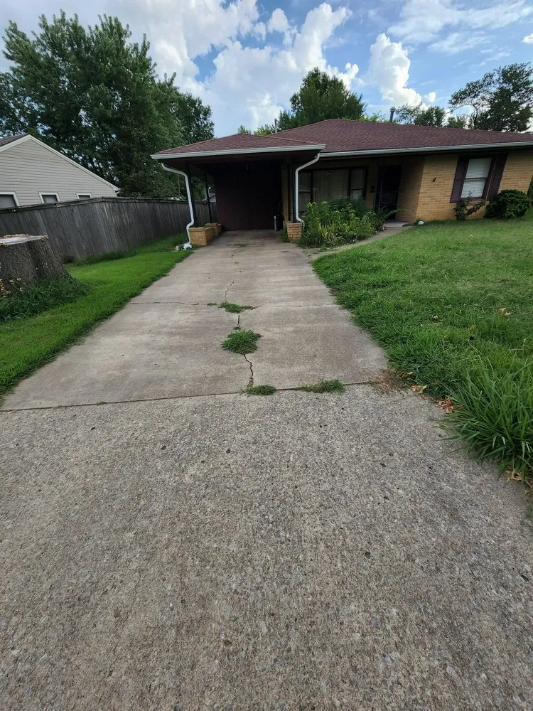 Local landscaping services in Muskogee, OK - Okie's Lawn & Fence