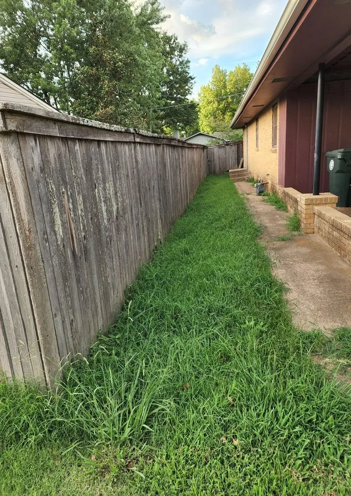 Local outdoor landscaping experts serving Muskogee, OK - Okie's Lawn & Fence