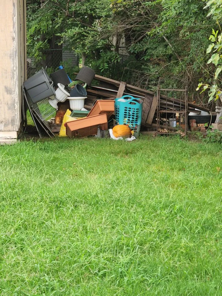 Professional outdoor landscaping in Muskogee, OK - Okie's Lawn & Fence