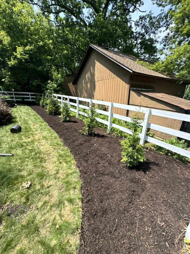 Reliable lawn care service experts serving Grayslake, IL - Ol’ Red Landscaping