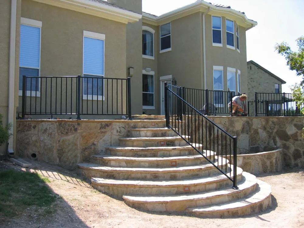 Professional garden landscaping experts serving Kyle, TX - Ol' Yeller Landscaping