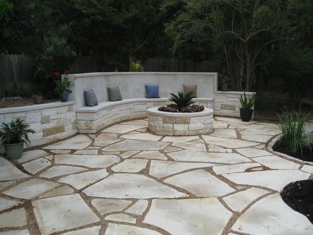 Professional garden landscaping experts serving Kyle, TX - Ol' Yeller Landscaping