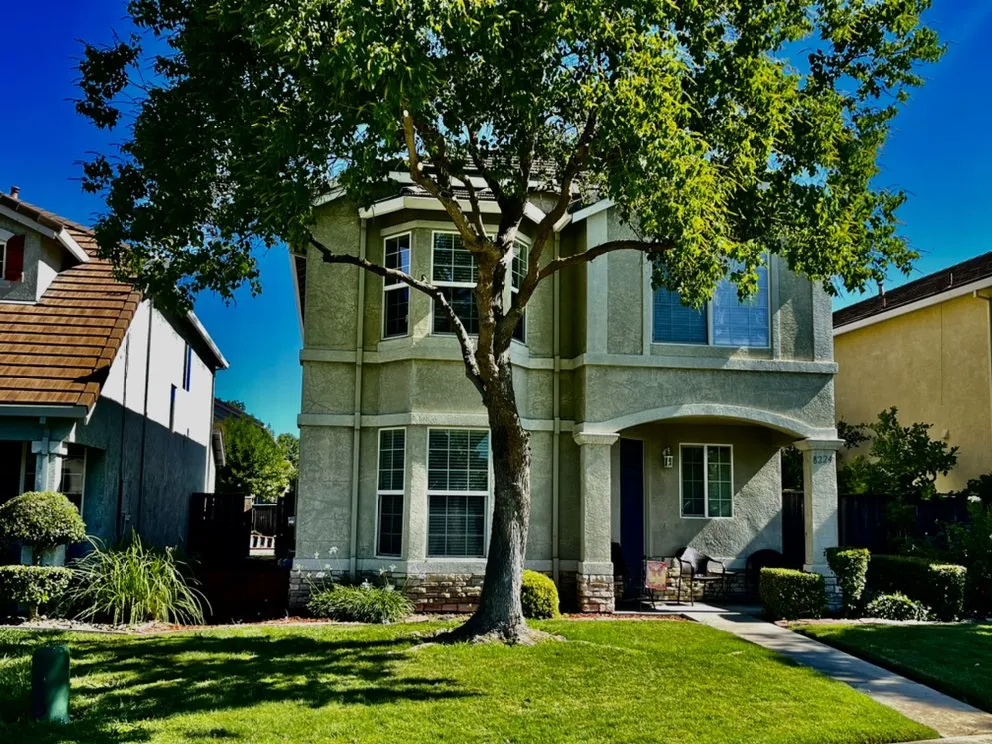 Custom outdoor landscaping in Lodi, CA - Olayo Landscaping