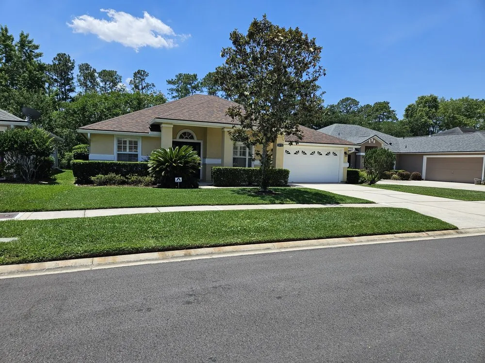 Local garden landscaping experts serving St. Augustine, FL - Old City Lawn Care