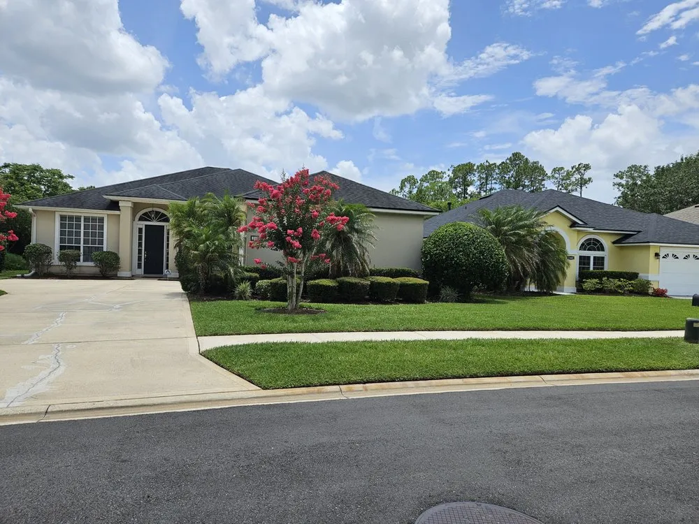 Top-rated lawn care service in St. Augustine, FL by Old City Lawn Care