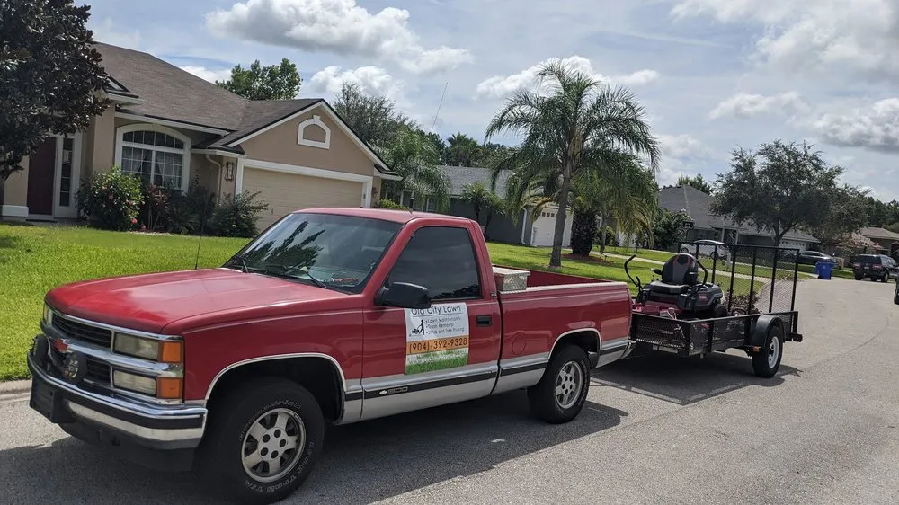 Professional yard cleanup service experts serving St. Augustine, FL - Old City Lawn