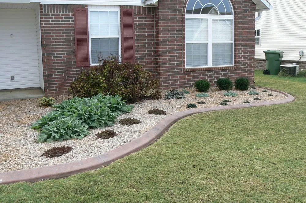 Custom lawn care service in FIler, ID - Old Glory Curbing