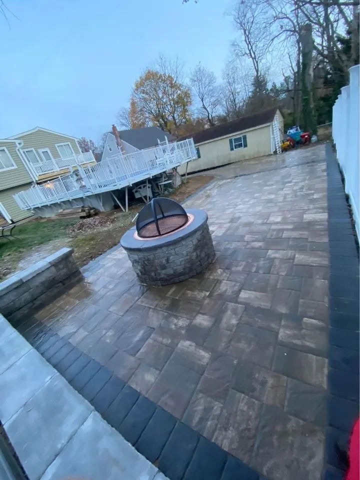 Custom garden landscaping experts serving Glen Burnie, MD - Old Line Lawn