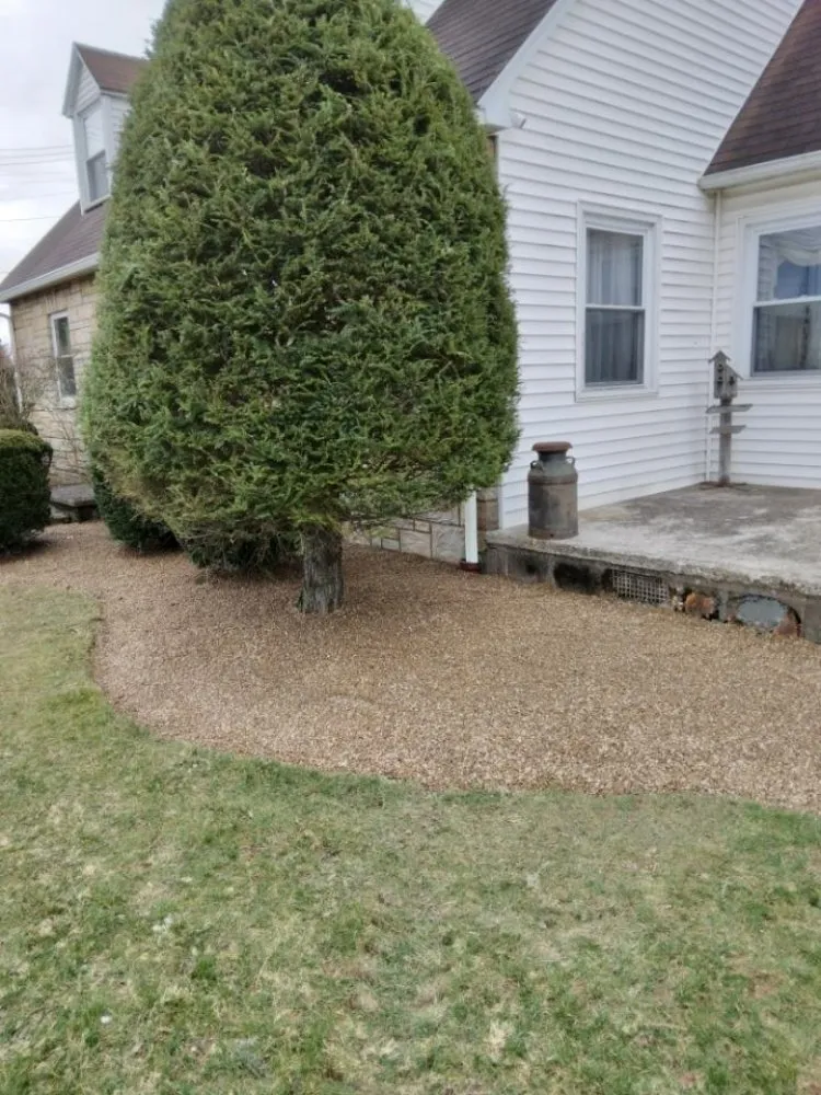 Reliable yard maintenance with custom design in Mount Vernon, OH by Old School Cuts & Landscaping