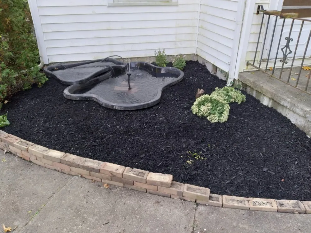 Affordable landscape design for beautiful yards in Mount Vernon, OH by Old School Cuts & Landscaping