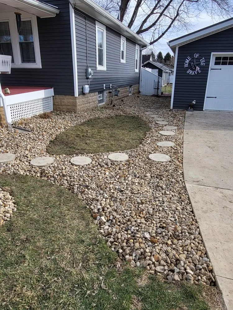 Trusted outdoor landscaping in Mount Vernon, OH - Old School Cuts & Landscaping