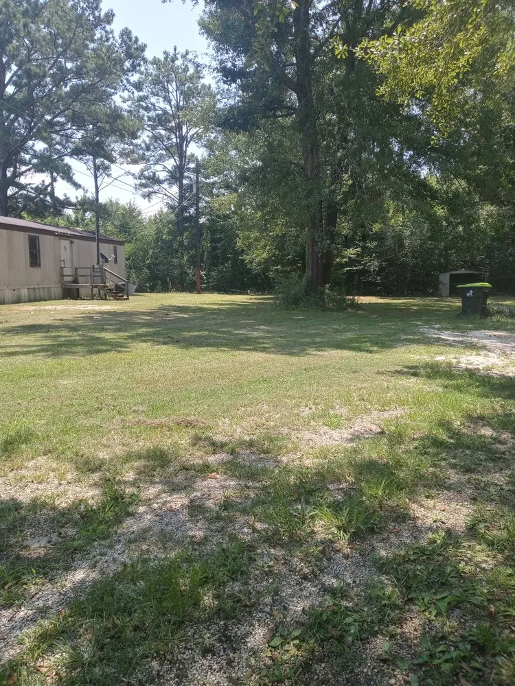 Trusted outdoor landscaping in Sycamore, AL - Old School Lawn Care