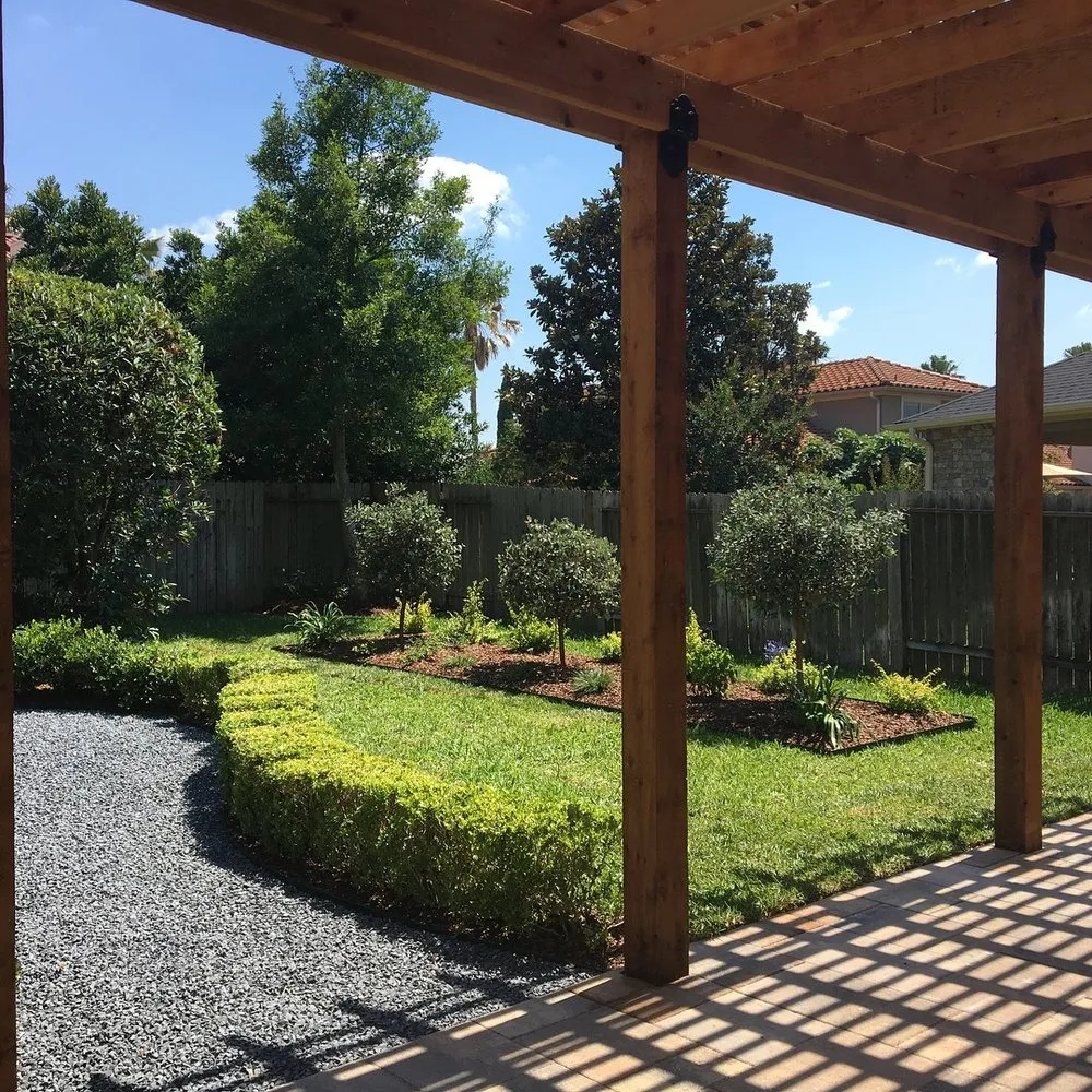 Affordable yard maintenance for residential properties across Richmond, TX - Old South Landscapes