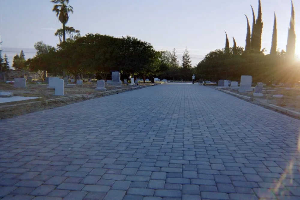 Local yard cleanup service experts serving Los Gatos, CA - Old World Cobble