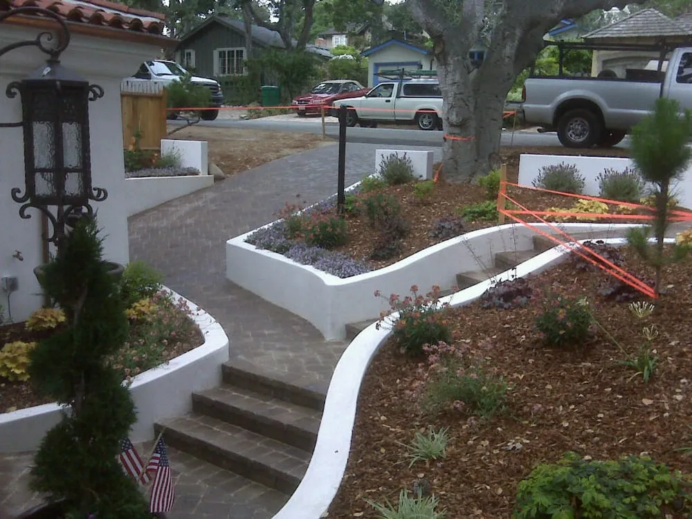 Professional yard maintenance in Los Gatos, CA - Old World Cobble