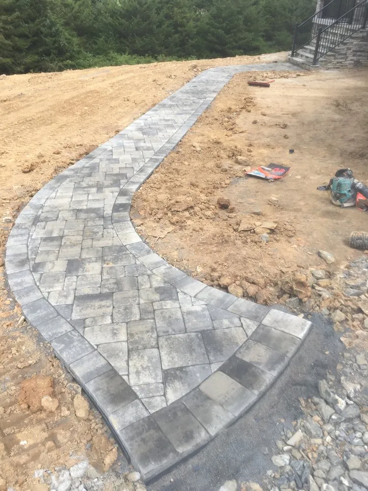 Custom landscaping services experts serving Savannah, GA - Old World Hardscapes