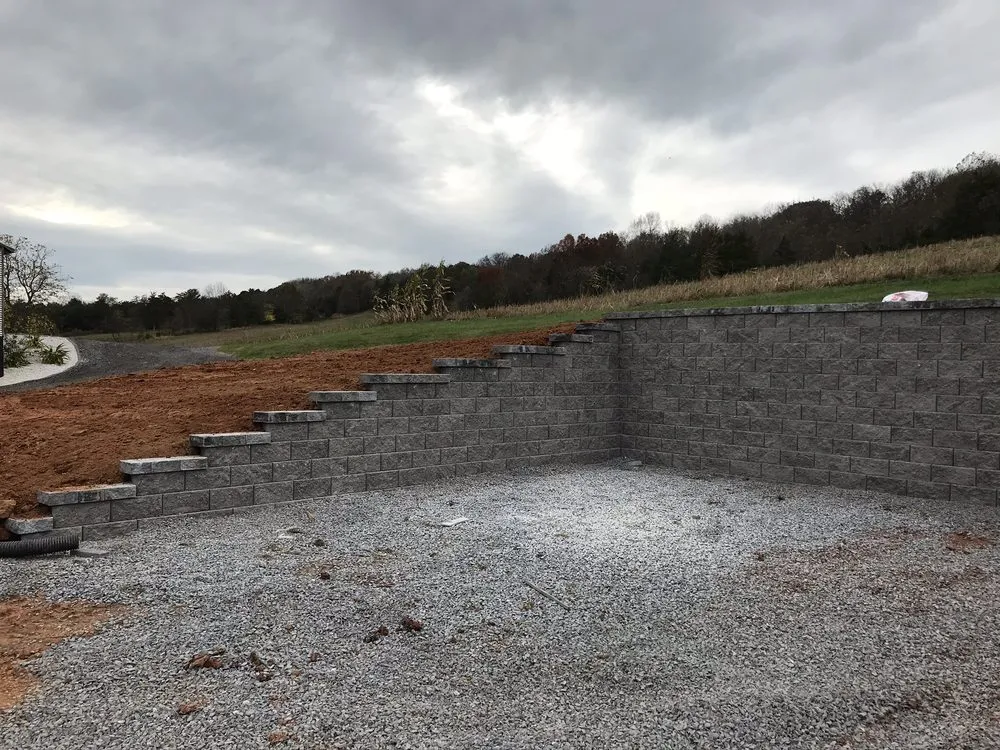 Reliable yard cleanup service experts serving Savannah, GA - Old World Hardscapes