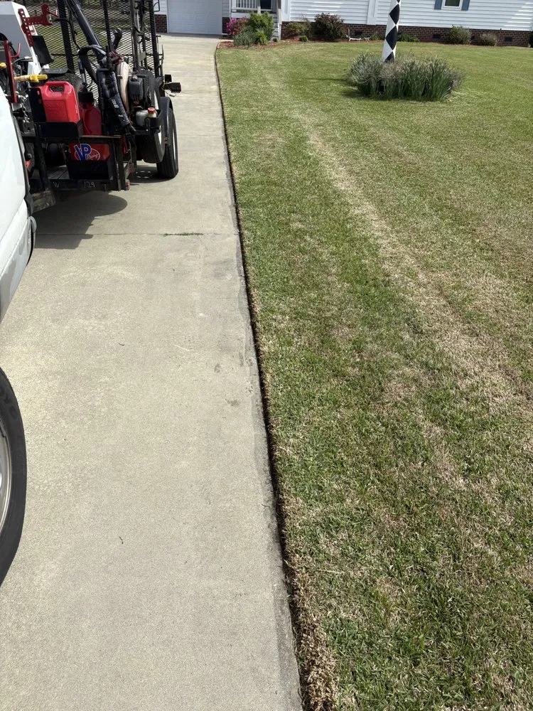 Affordable lawn care service in Beaufort, NC by Olde Towne Lawn Care