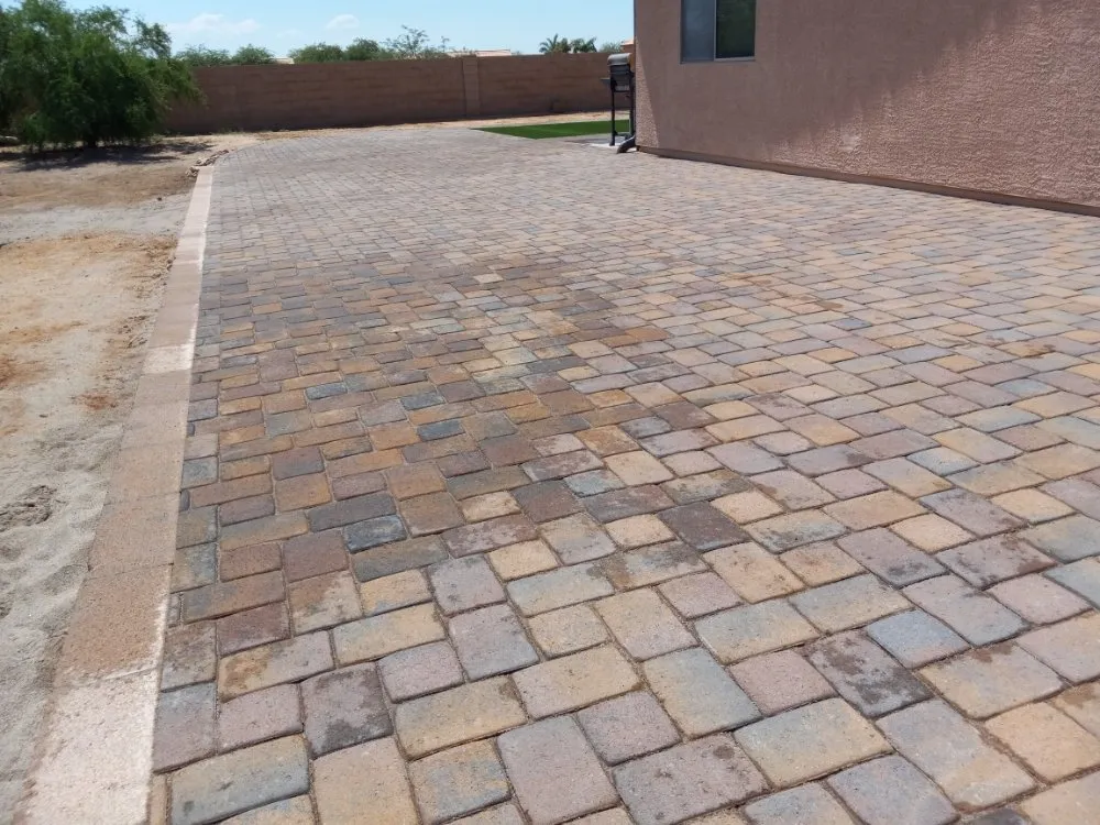 Affordable yard maintenance in Tucson, AZ - Oleander Landscaping