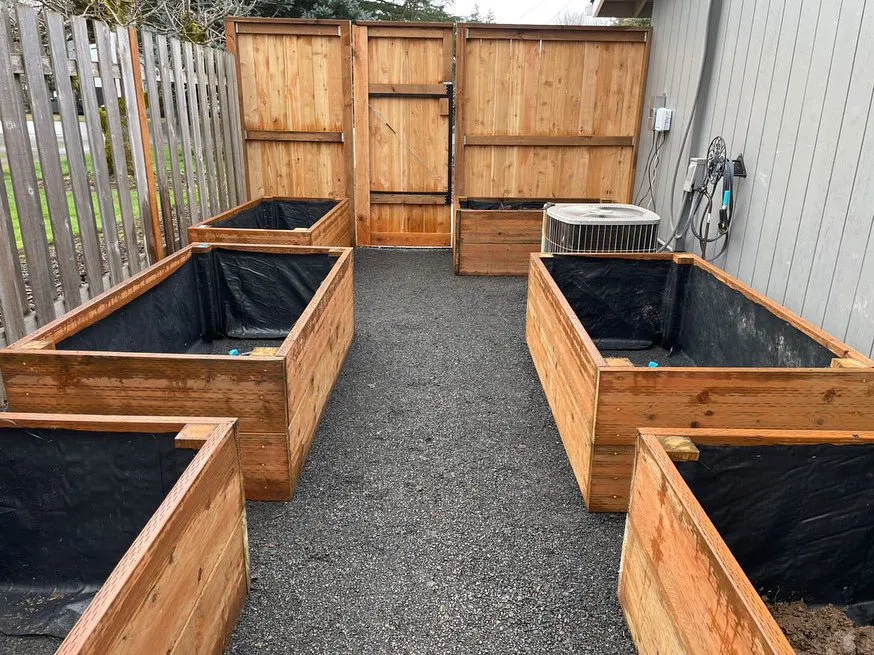 Affordable landscape design in Beaverton, OR by Olguin C Landscaping