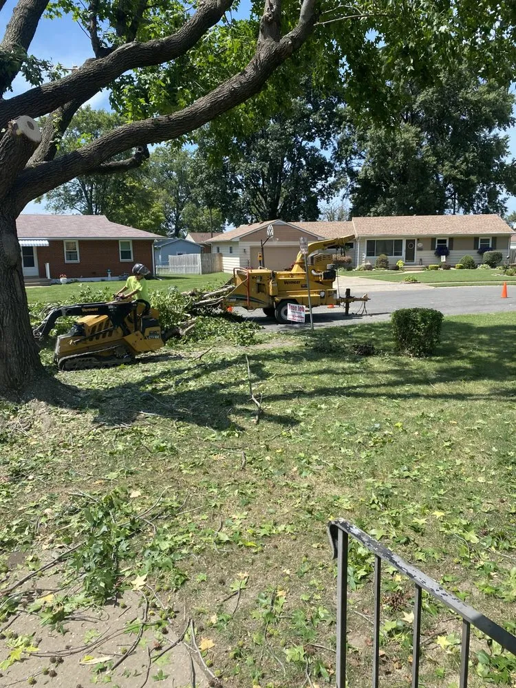 Trusted yard maintenance for homes in Godfrey, IL by OLI Outdoor Services