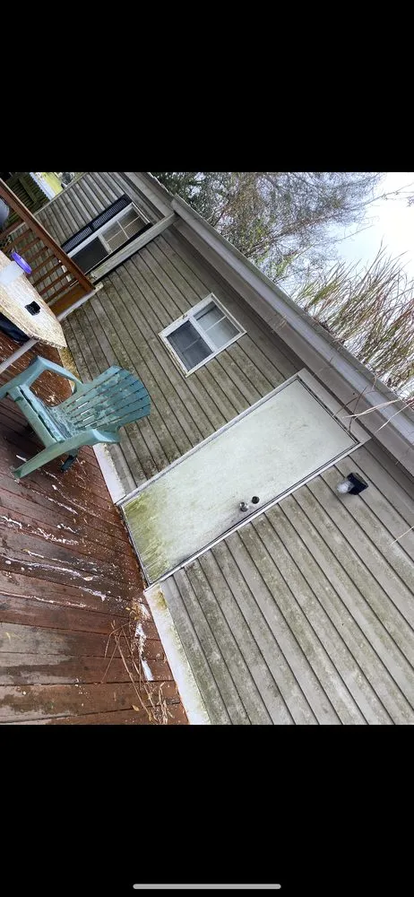 Reliable lawn care service for beautiful yards in Mulberry, FL by Olie Toribio