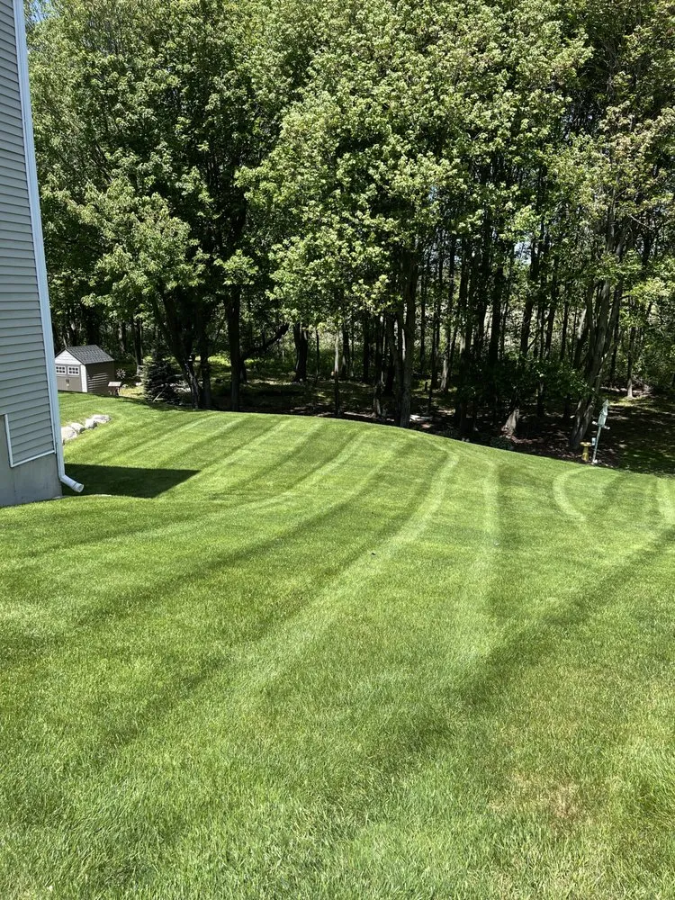 Expert outdoor landscaping in Manchester, NH - Oli's Lawn-scaping