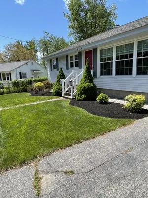 Oli's Lawn-scaping Logo