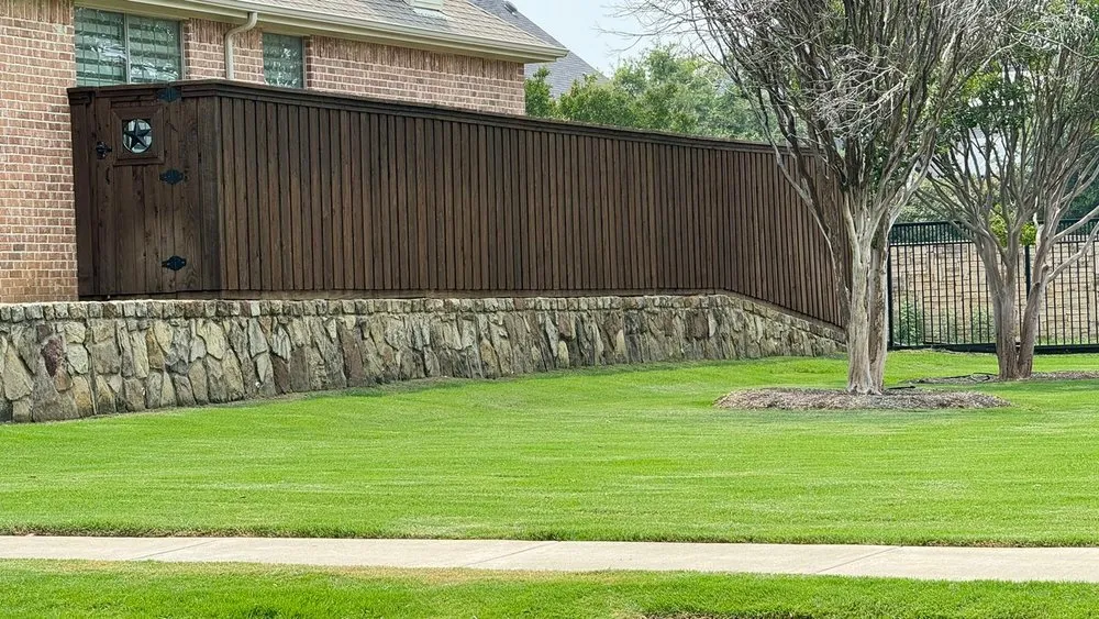 Trusted yard cleanup service experts serving Lancaster, TX - O'Livar Landscaping