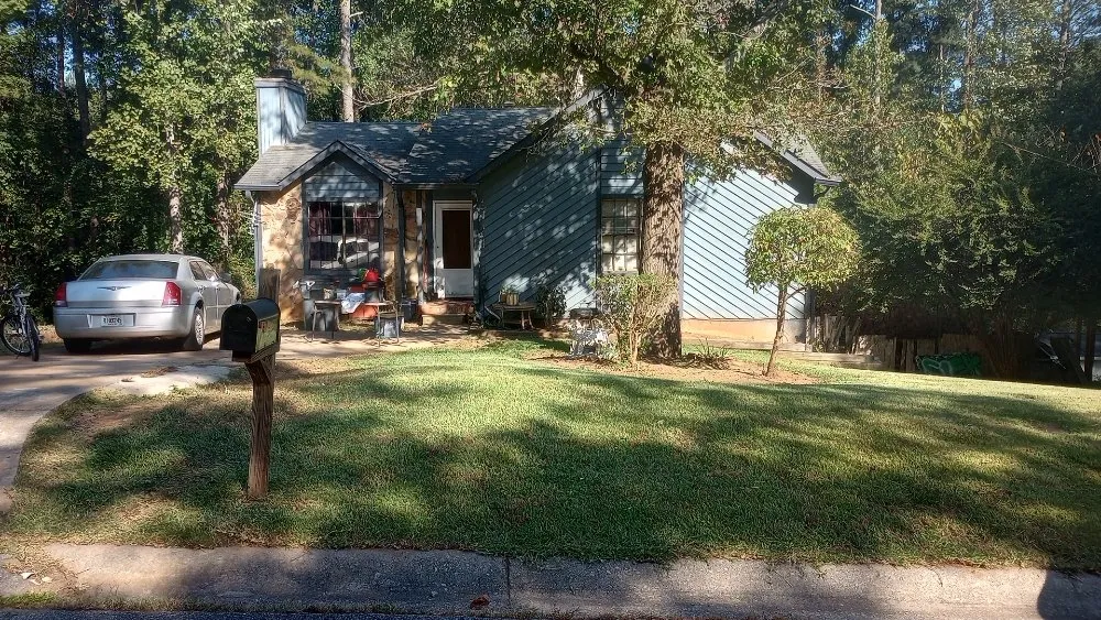 Affordable residential landscaping in Duluth, GA by Olivares Landscaping