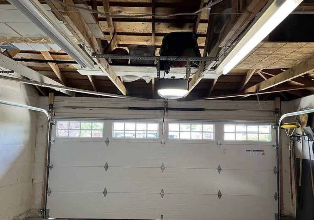 Professional lawn mowing service experts serving Jarrell, TX - Olivares Service & Repair