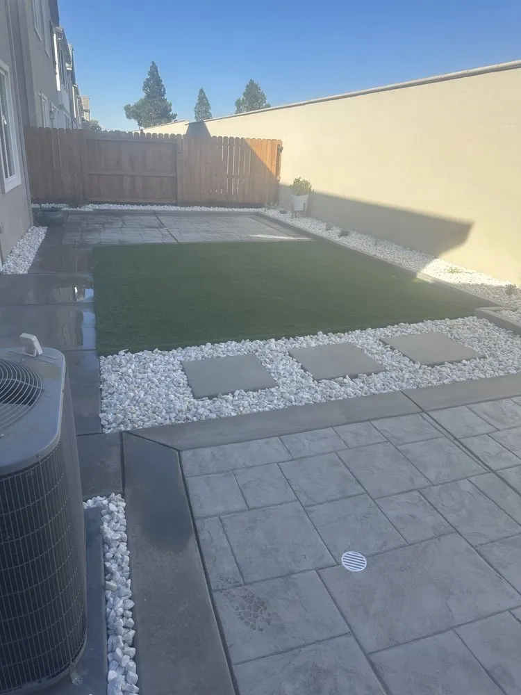 Reliable garden landscaping for year-round maintenance across Brentwood, CA - Olivarez Landscape