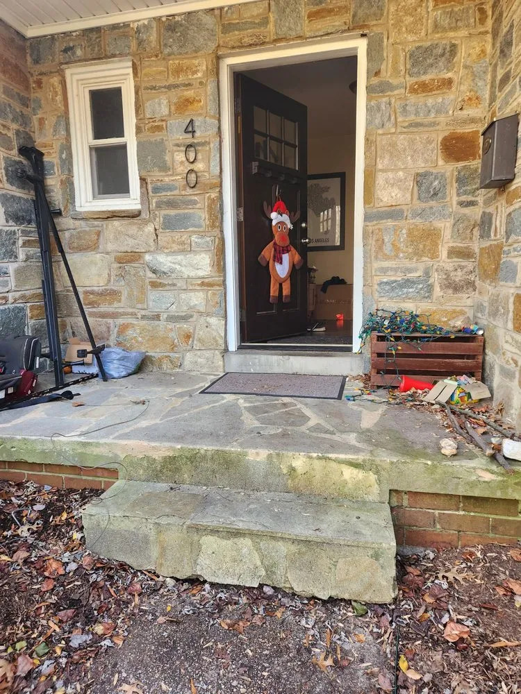 Custom garden landscaping in Vienna, VA by Olive Branch Service