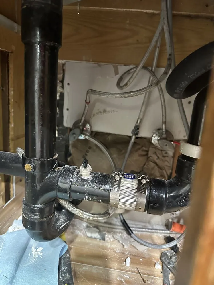 Affordable yard maintenance for beautiful yards across Oxnard, CA - Oliver N